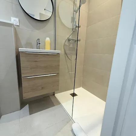 Apartment Tonkin 2 - - La Doua *